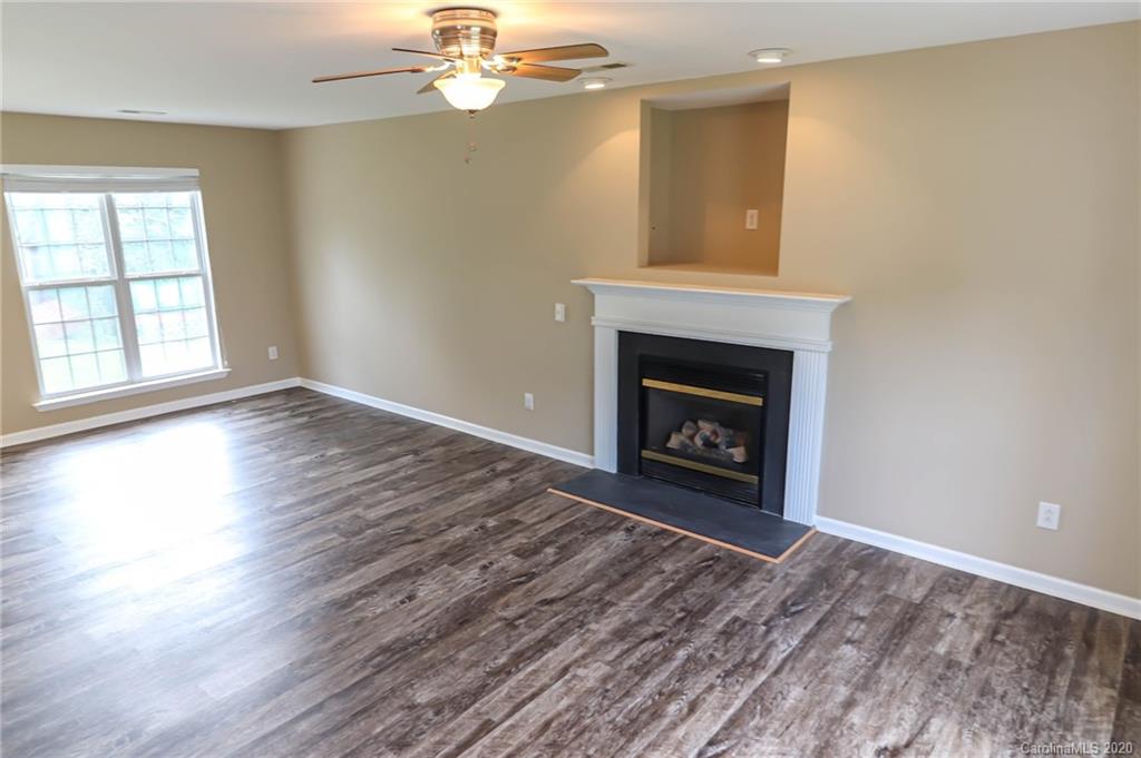 1150 Slate Ridge Road Matthews, NC 28104 - Photo 8 of 39 Gallery Image 8