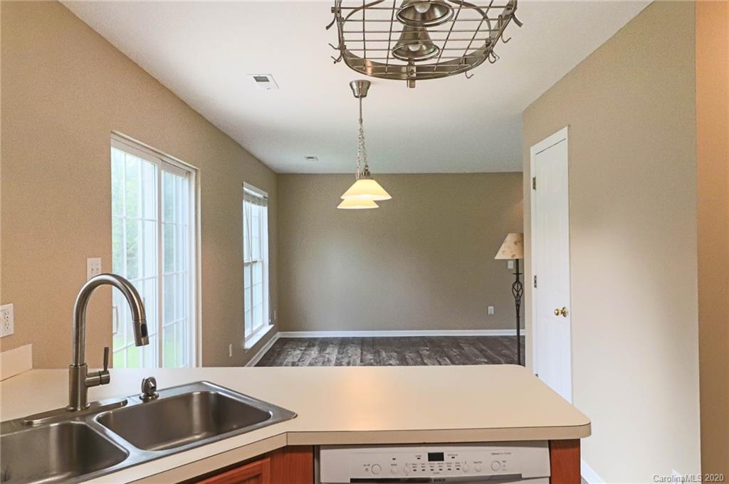 1150 Slate Ridge Road Matthews, NC 28104 - Photo 10 of 39 Gallery Image 10
