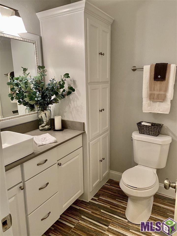 17828 Barrett Lane Baton Rouge, LA 70817 - Photo 23 of 27