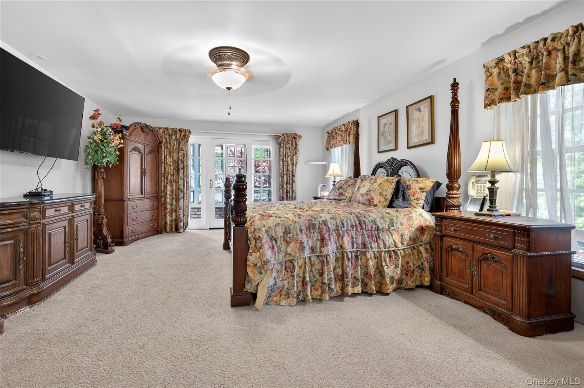 1 Springwood Path Syosset, NY 11791 - Photo 22 of 44
