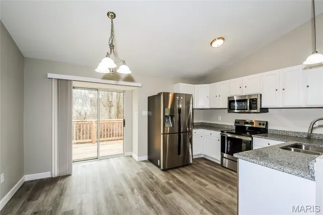 $2,200 | 5354 Trailview Drive, Black Jack, MO 63033