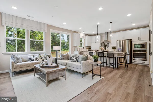 $574,999 | 5727 Howard Drive, Glen Burnie, MD 21061