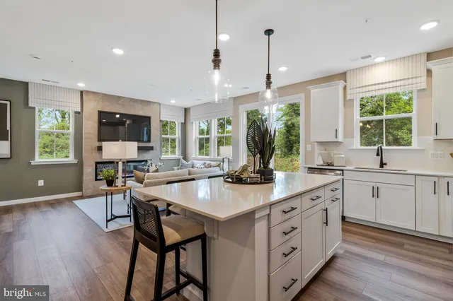 $574,999 | 5727 Howard Drive, Glen Burnie, MD 21061