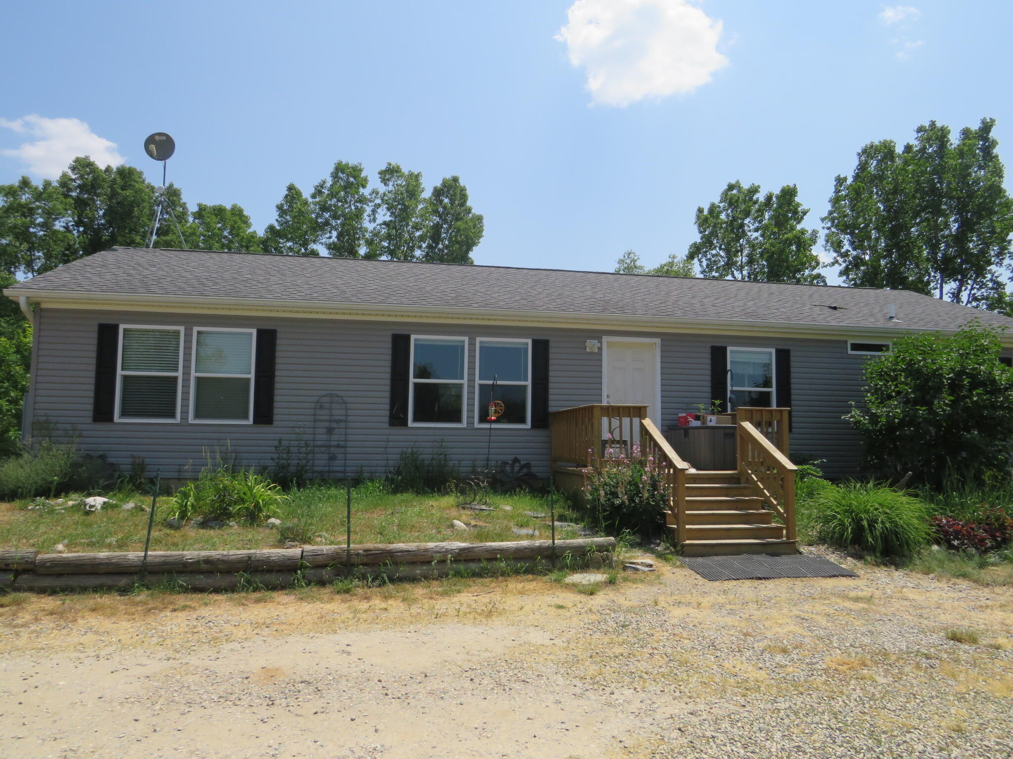 2347 West Maple Road Perrinton, MI 48871 - Photo 1 of 64 Front Home View