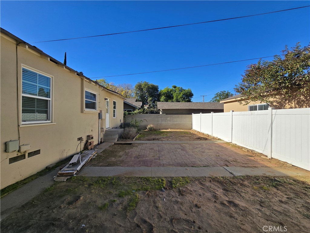 3869 Bandini Avenue Riverside, CA 92506 - Photo 16 of 17 a view of a backyard