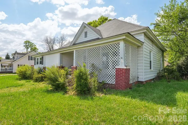 $345,000 | 210 Griffith Road, Monroe, NC 28112