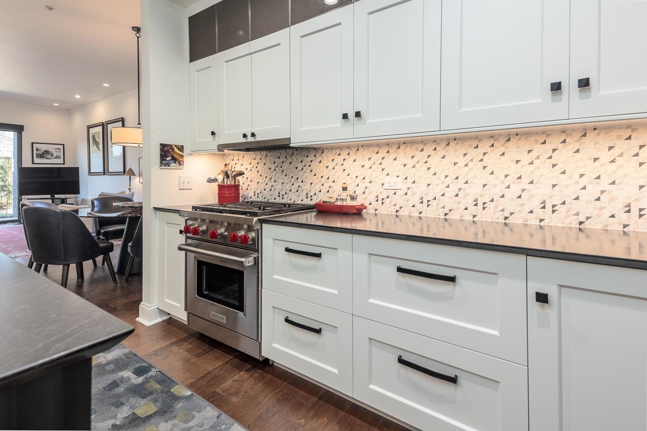 717 Riverside Drive, Unit 109 Memphis, TN 38103 - Photo 3 of 40 Custom Cabinetry, Wolf range, Subzero refrigerator. Sellers spared no expense.