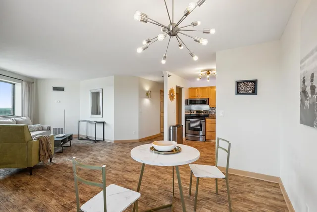 $185,000 | 78 10th Street East, Unit 3309, St. Paul, MN 55101