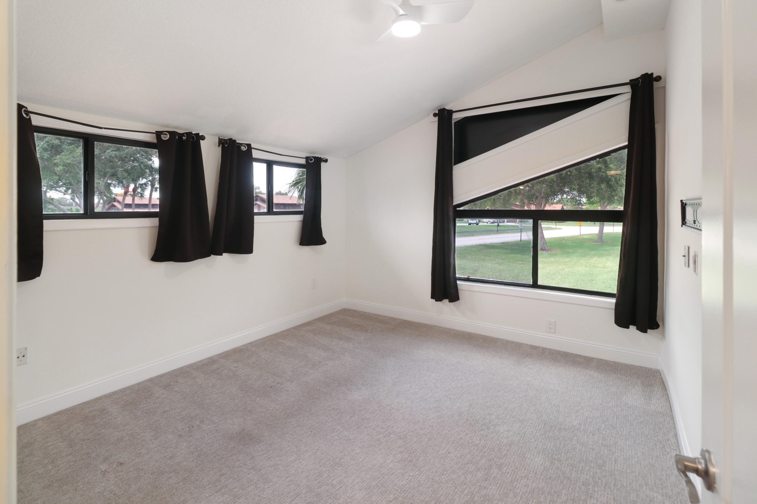 9713 Boca Gardens Parkway, Unit D Boca Raton, FL 33496 - Photo 19 of 21 b3IMG_7476