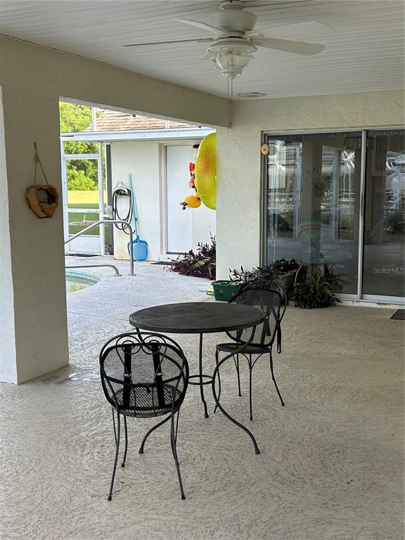 9528 Southeast 70th Terrace Ocala, FL 34472 - Photo 23 of 43 a dining room with furniture and window