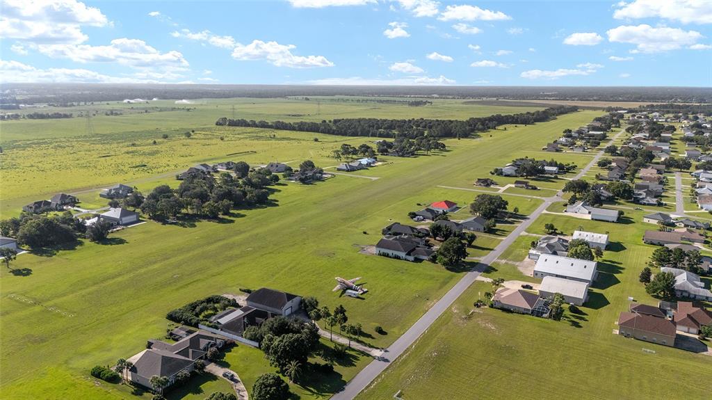 9528 Southeast 70th Terrace Ocala, FL 34472 - Photo 38 of 43 a view of a city and ocean view