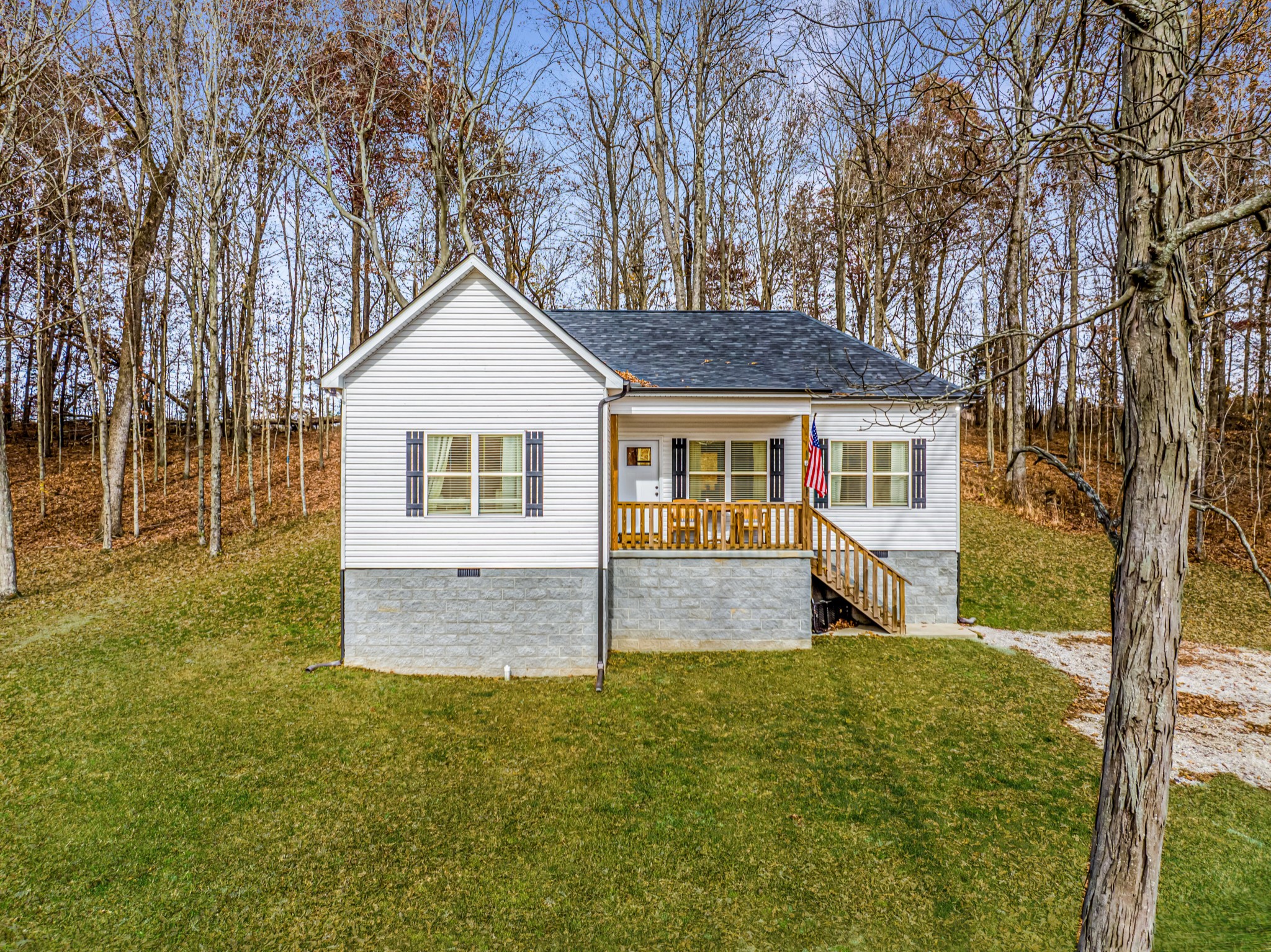 885 Hafner Road Charlotte, TN 37036 - Photo 1 of 37 Gallery Image 1