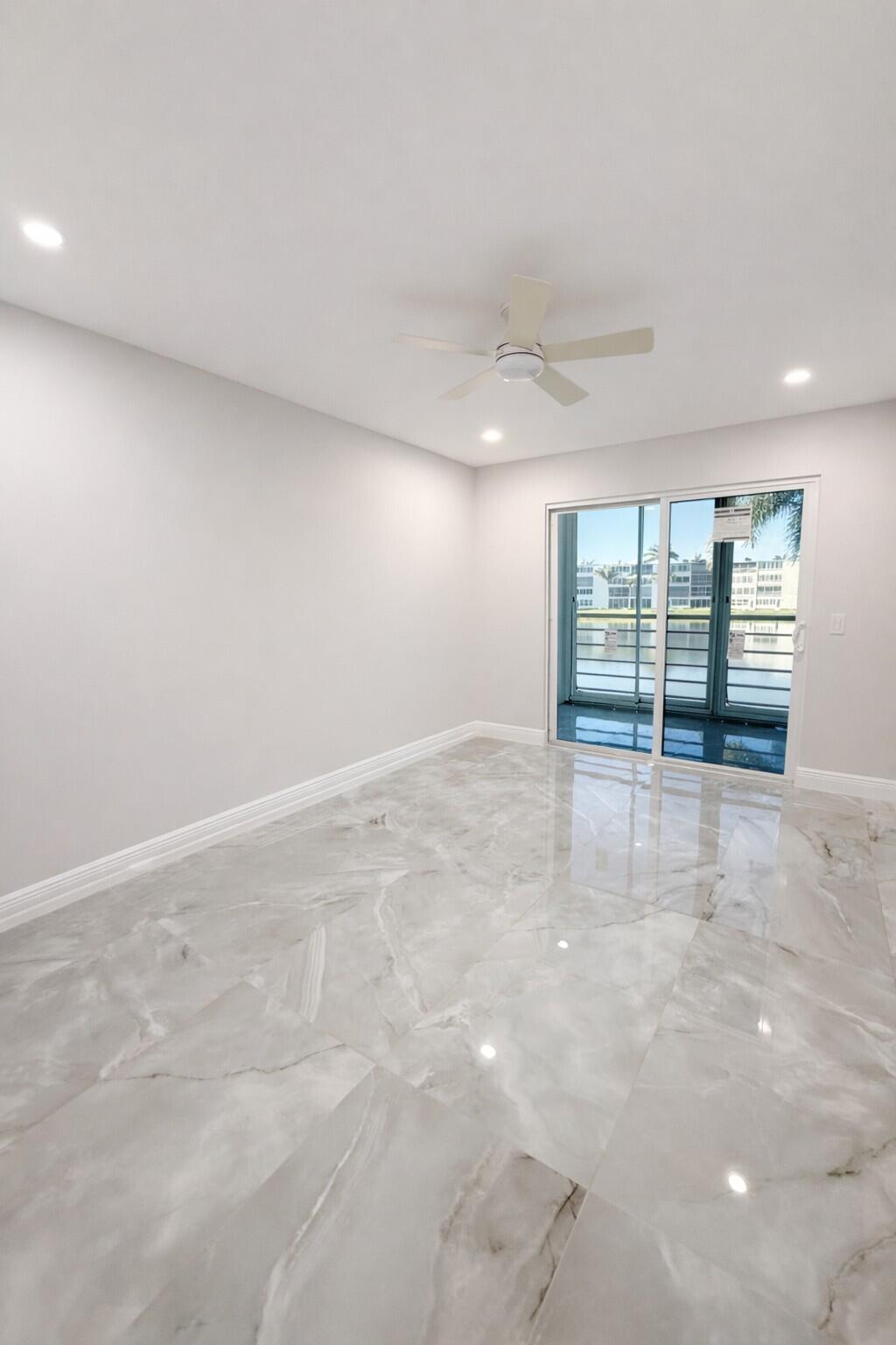 2019 Wolverton East Boca Raton, FL 33434 - Photo 3 of 7 2019 b004