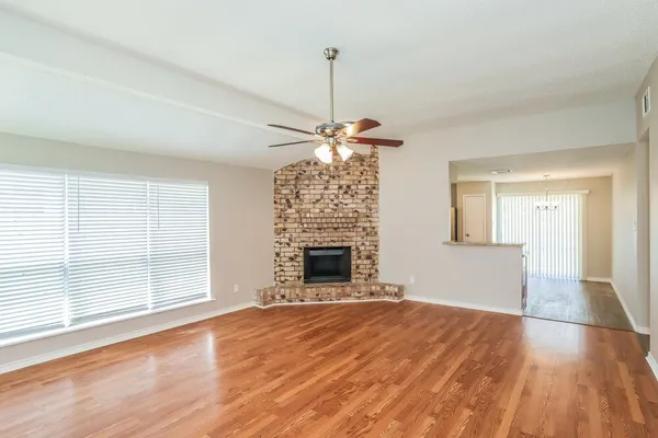 $1,825 | 10911 Kirkbud Lane, Houston, TX 77089