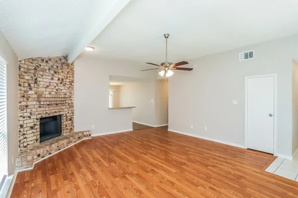 $1,825 | 10911 Kirkbud Lane, Houston, TX 77089