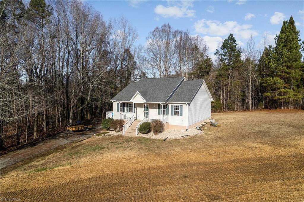 115 Pickett Road Lexington, NC 27295 - Photo 6 of 41 Gallery Image 6