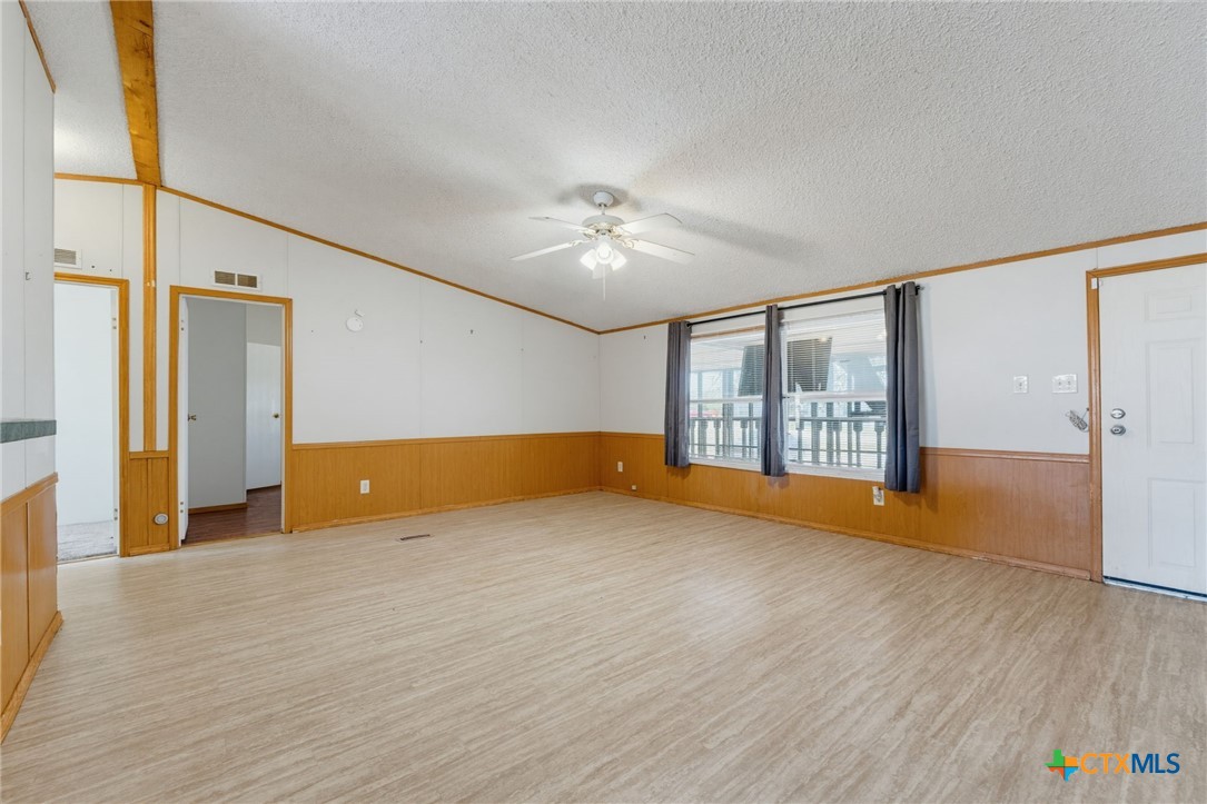 1506 Quail Point Drive Kempner, TX 76539 - Photo 7 of 32