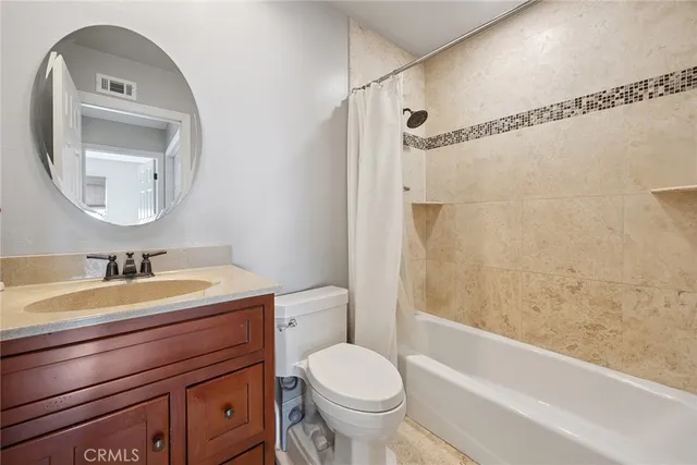 $599,000 | 16892 Limelight Circle, Unit B, Huntington Beach, CA 92647