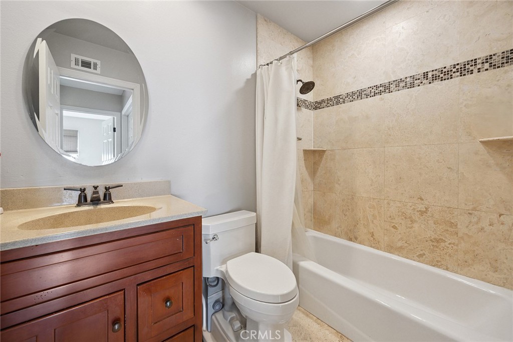 16892 Limelight Circle, Unit B Huntington Beach, CA 92647 - Photo 12 of 23