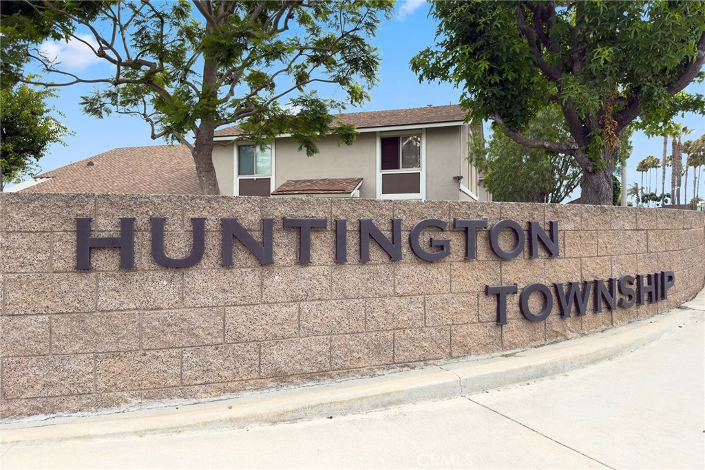 16892 Limelight Circle, Unit B Huntington Beach, CA 92647 - Photo 22 of 23