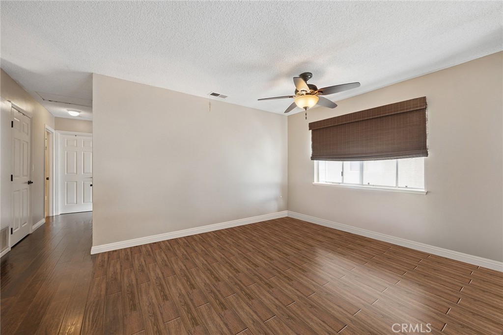 16892 Limelight Circle, Unit B Huntington Beach, CA 92647 - Photo 7 of 23