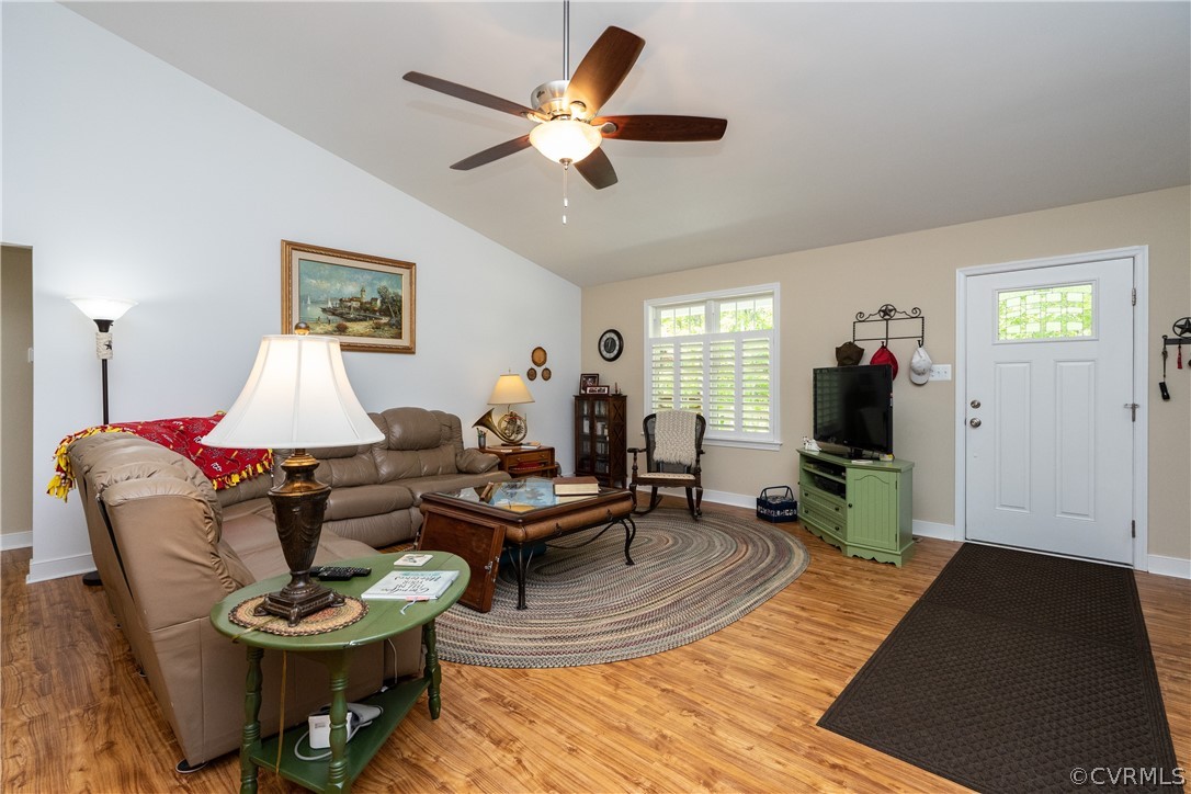 26780 Ruther Glen Road Ruther Glen, VA 22546 - Photo 5 of 28 Gallery Image 5