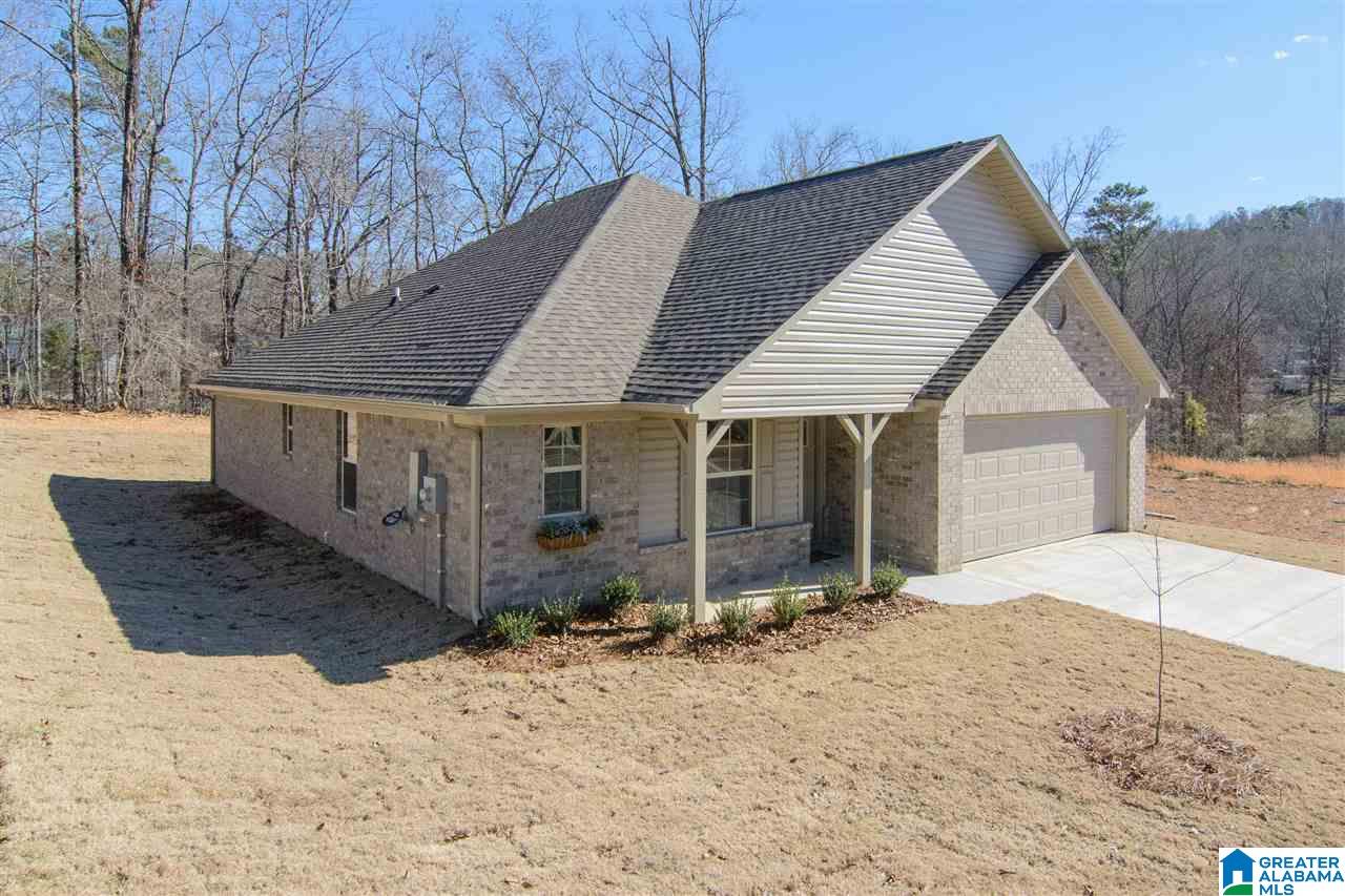 5628 Goodwin Court Pinson, AL 35126 - Photo 4 of 37