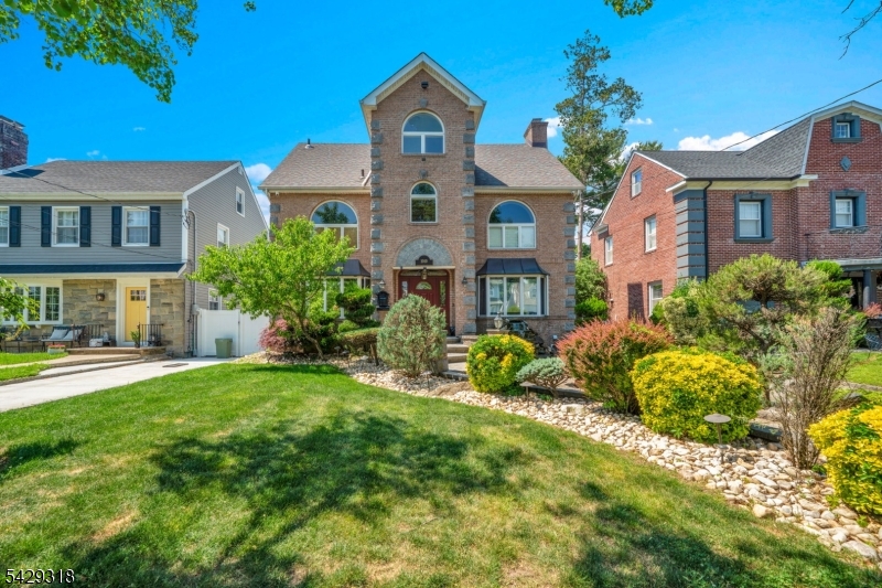 1008 Coolidge Road Elizabeth, NJ 07208 - Photo 2 of 41