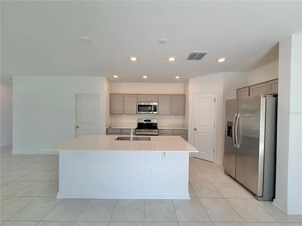 $2,150 | 312 Kayden Cove, Lake Wales, FL 33859