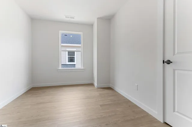 $1,700 | 239 Vanderbilt Road, Spartanburg, SC 29301