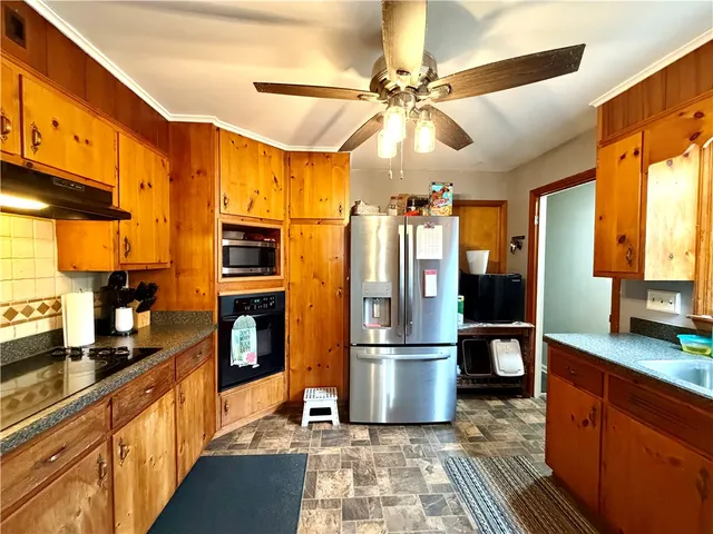 $206,000 | 19 Acorn Avenue, Southport, NY 14871