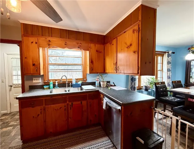 $206,000 | 19 Acorn Avenue, Southport, NY 14871