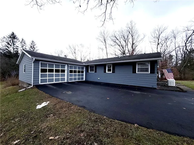 $206,000 | 19 Acorn Avenue, Southport, NY 14871