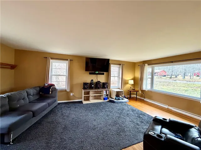 $206,000 | 19 Acorn Avenue, Southport, NY 14871