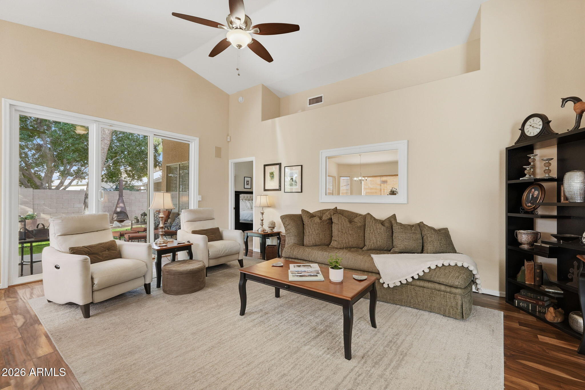 1101 West Davis Road Phoenix, AZ 85023 - Photo 5 of 34 007_ListerPros