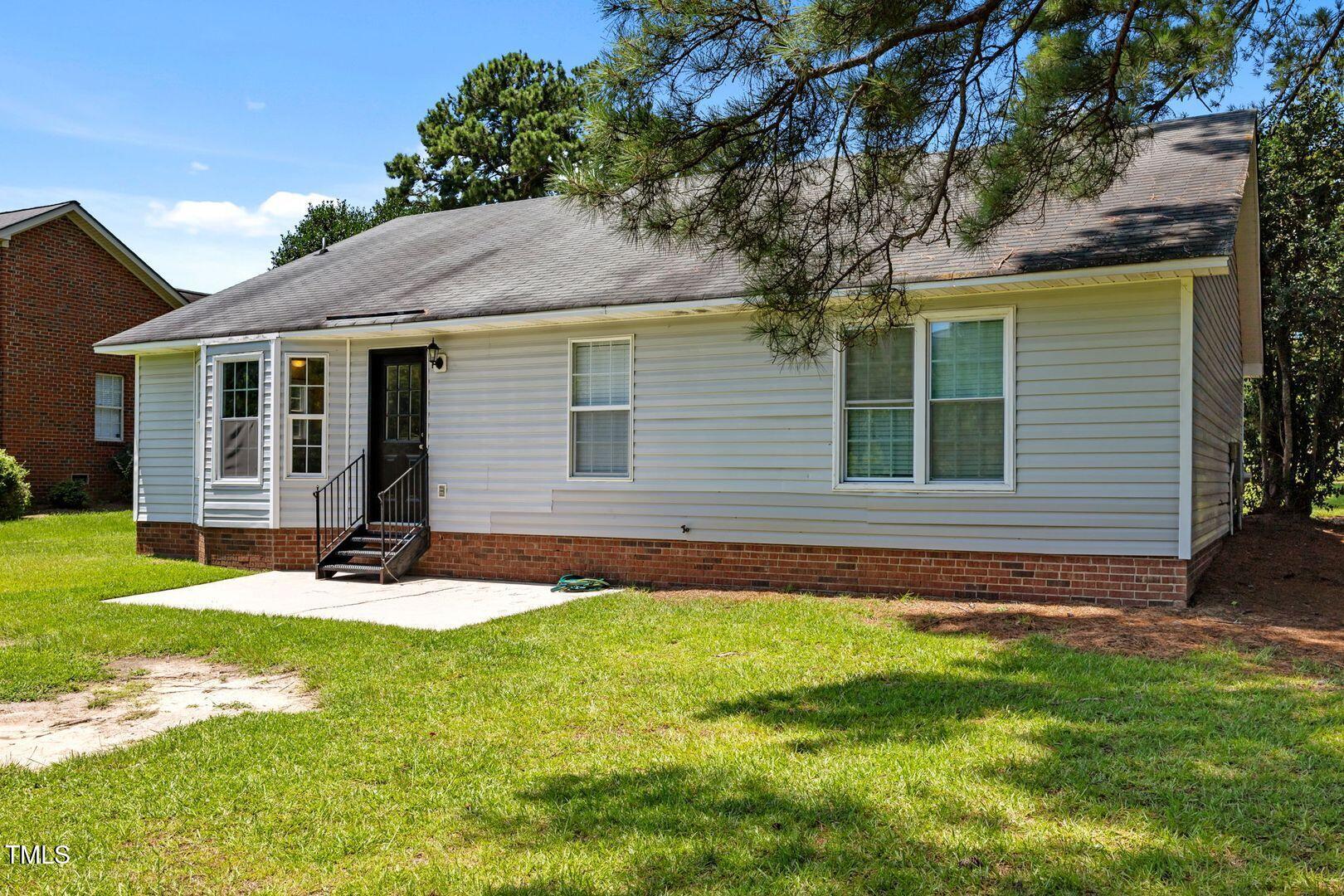 450 Main Street Lillington, NC 27546 - Photo 28 of 33 large (28)