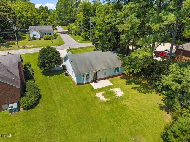 $1,700 | 450 Main Street, Lillington, NC 27546