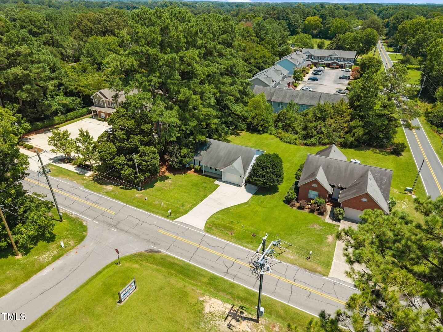 450 Main Street Lillington, NC 27546 - Photo 4 of 33 large (4)