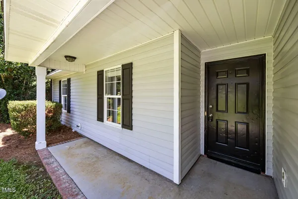 $1,700 | 450 Main Street, Lillington, NC 27546