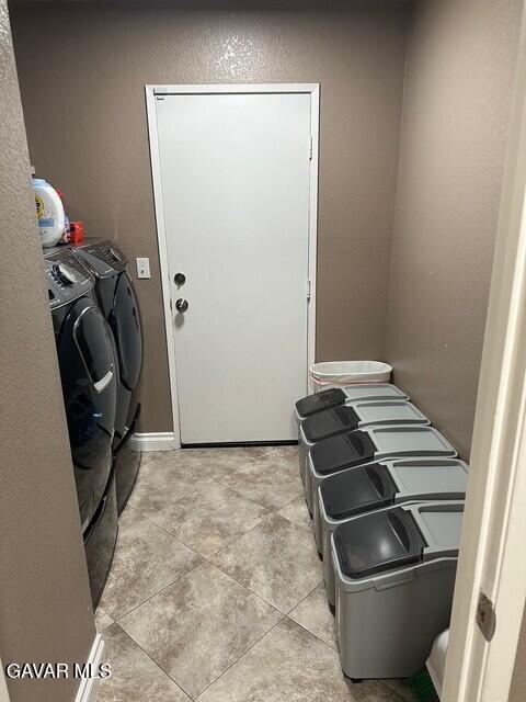 37610 Ruby Lane Palmdale, CA 93552 - Photo 14 of 22 laundryroom