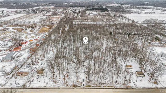 $1,099,000 | 10121 McKinley Highway, Osceola, IN 46561