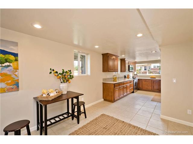 647 Rudd Road Vista, CA 92084 - Photo 11 of 25 Gallery Image 11