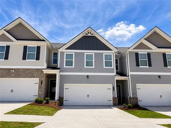 $289,900 | 6359 Warbler Court, Morrow, GA 30260