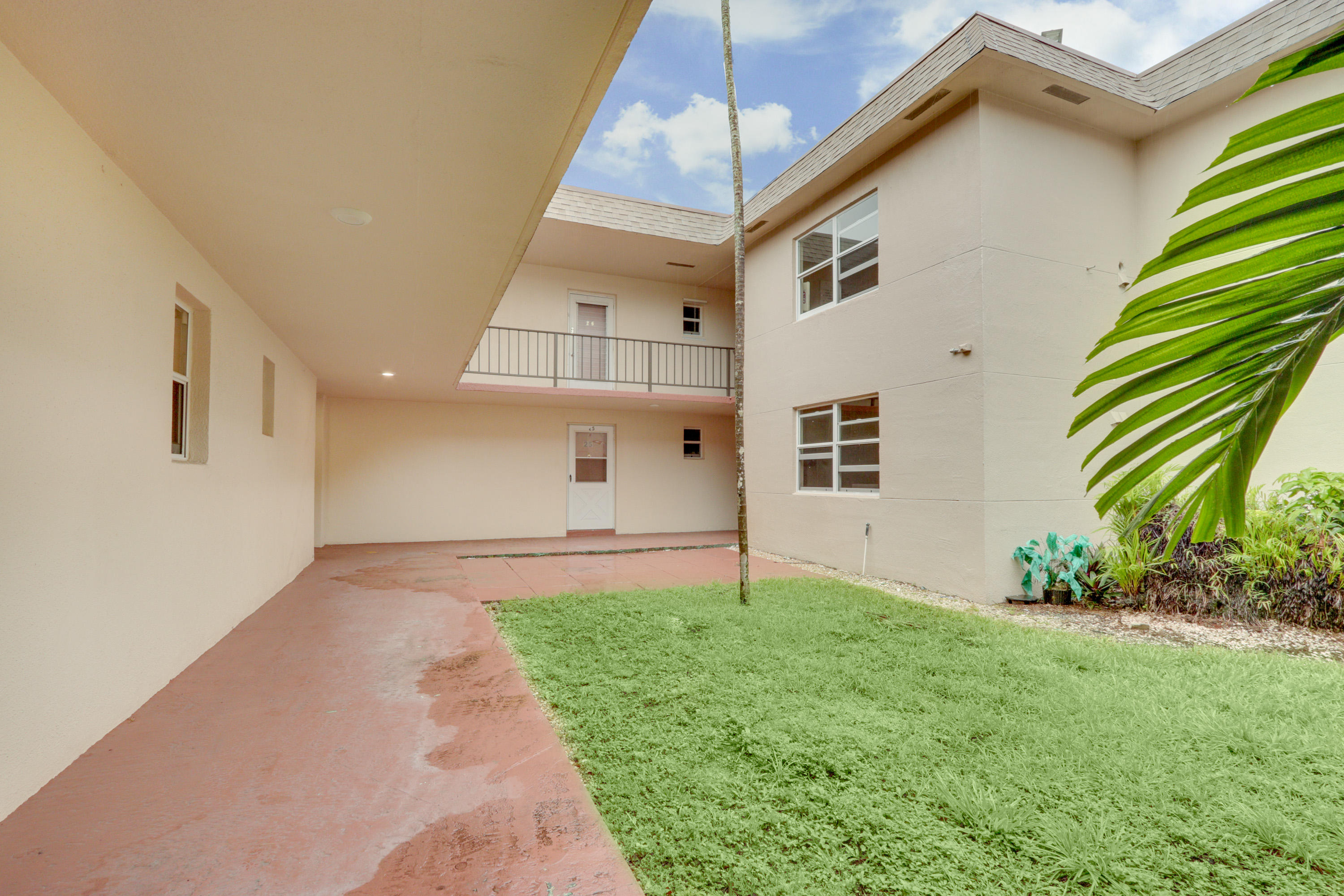 500 Davis Road, Unit 26 Palm Springs, FL 33461 - Photo 5 of 40 Untitled-4