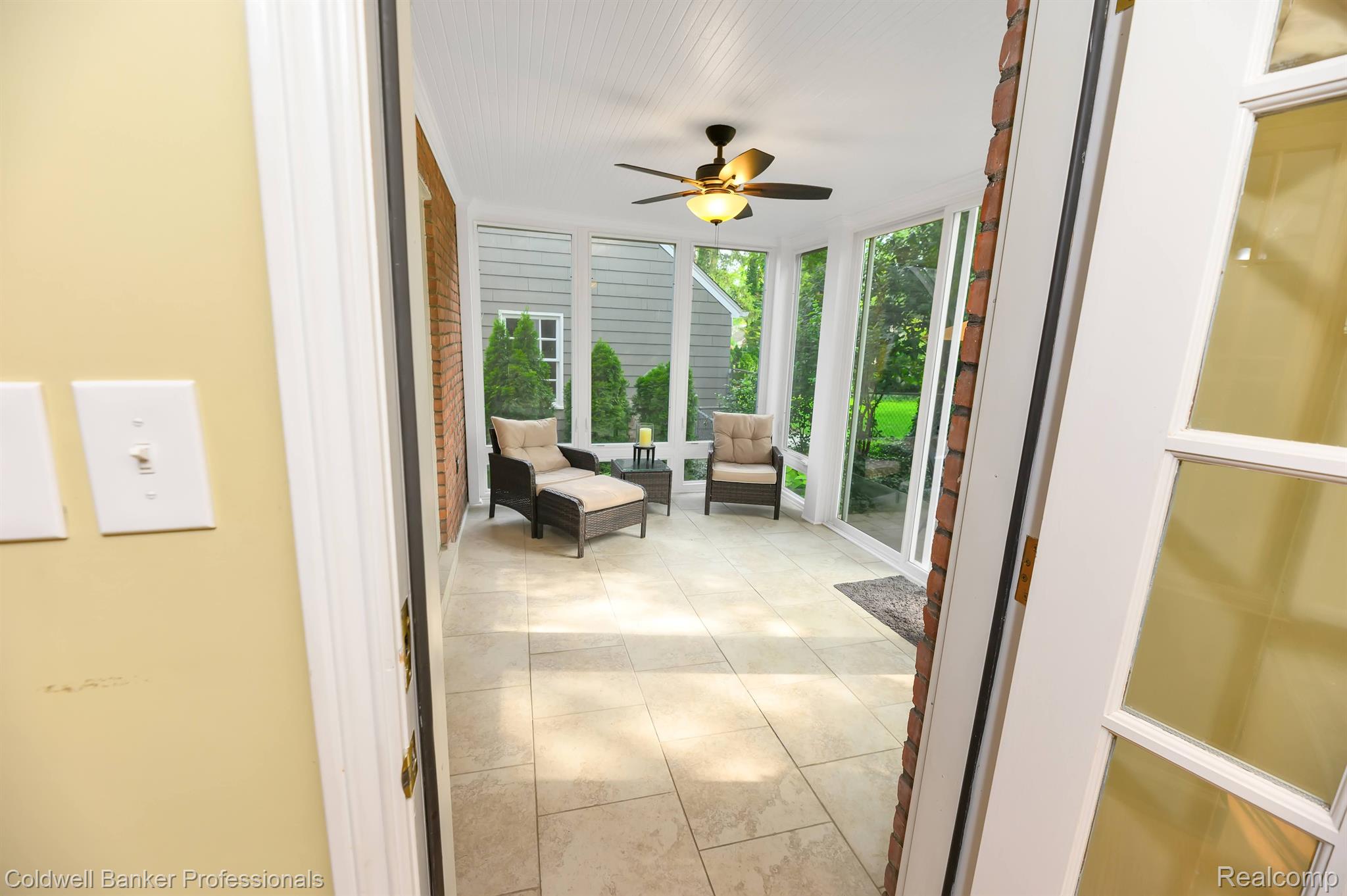 465 Fisher Road Grosse Pointe, MI 48230 - Photo 18 of 44 Gallery Image 18
