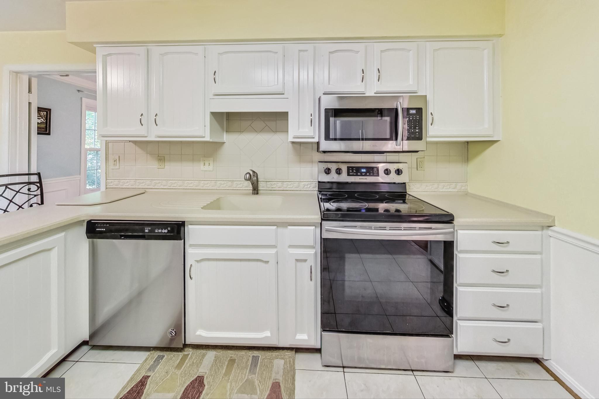 9729 Maury Road Fairfax, VA 22032 - Photo 15 of 67 Kitchen