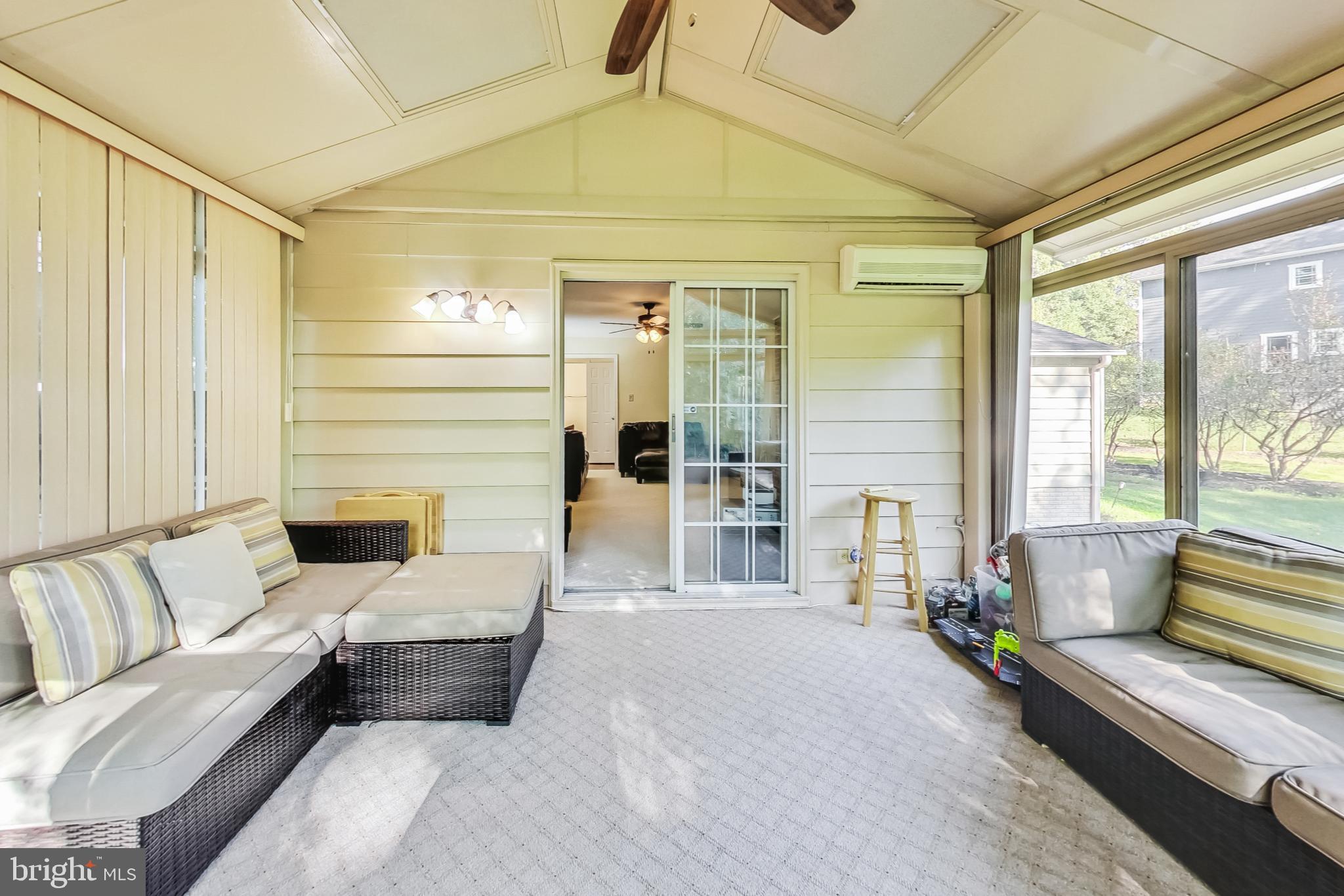9729 Maury Road Fairfax, VA 22032 - Photo 22 of 67 Sun Porch