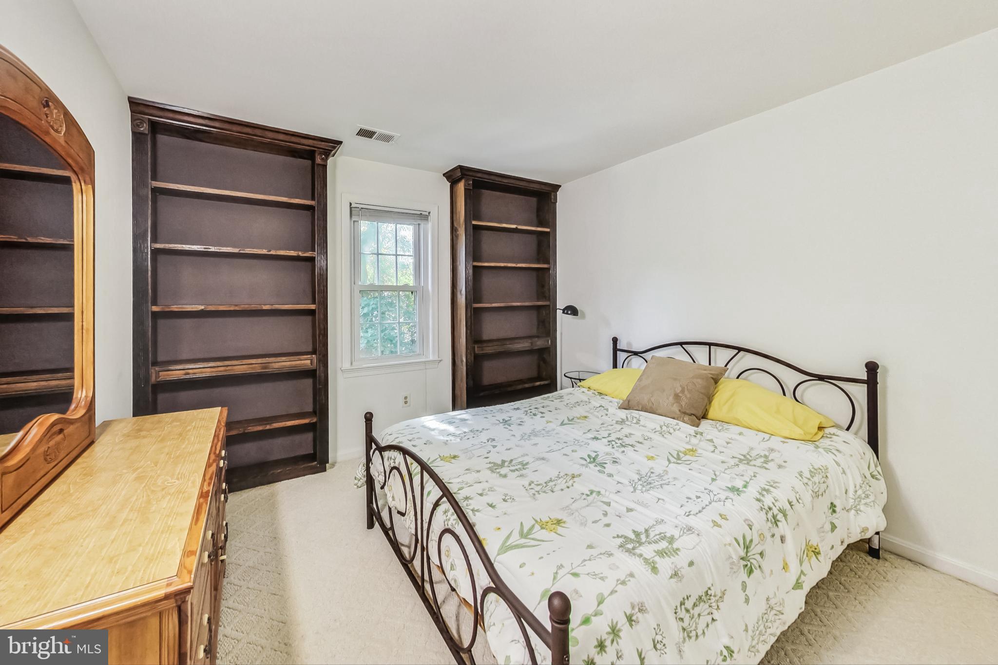9729 Maury Road Fairfax, VA 22032 - Photo 36 of 67 Bedroom 2
