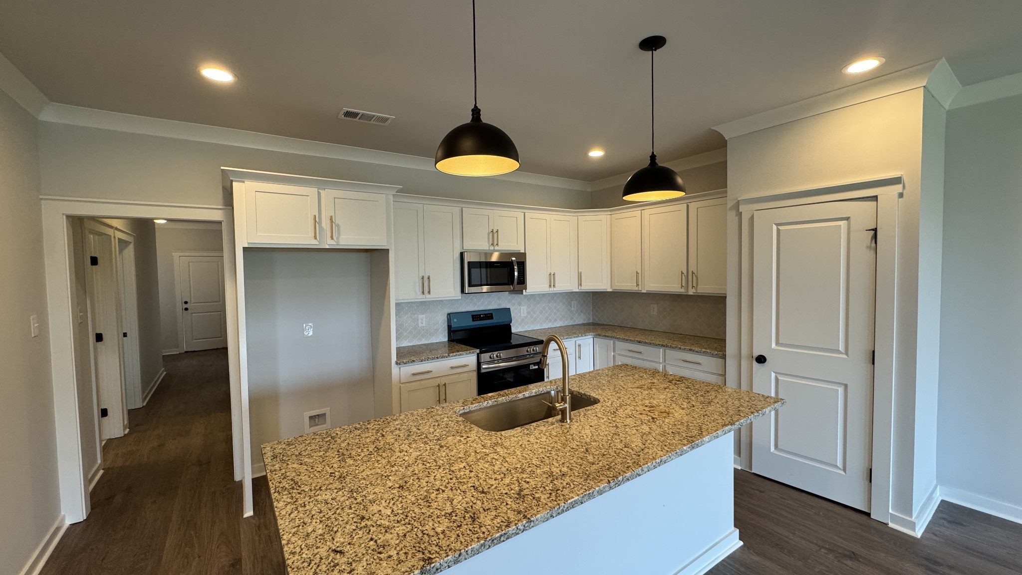 3506 Oakland Road Springfield, TN 37172 - Photo 6 of 32