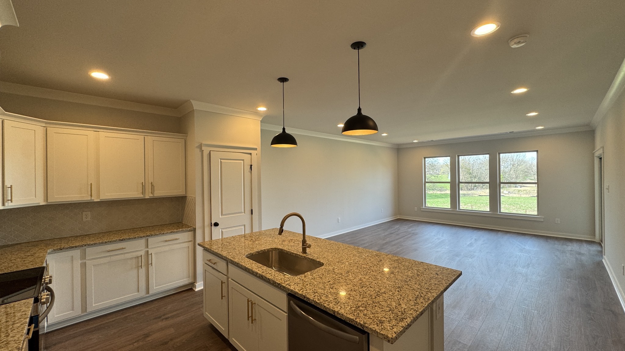 3506 Oakland Road Springfield, TN 37172 - Photo 7 of 32